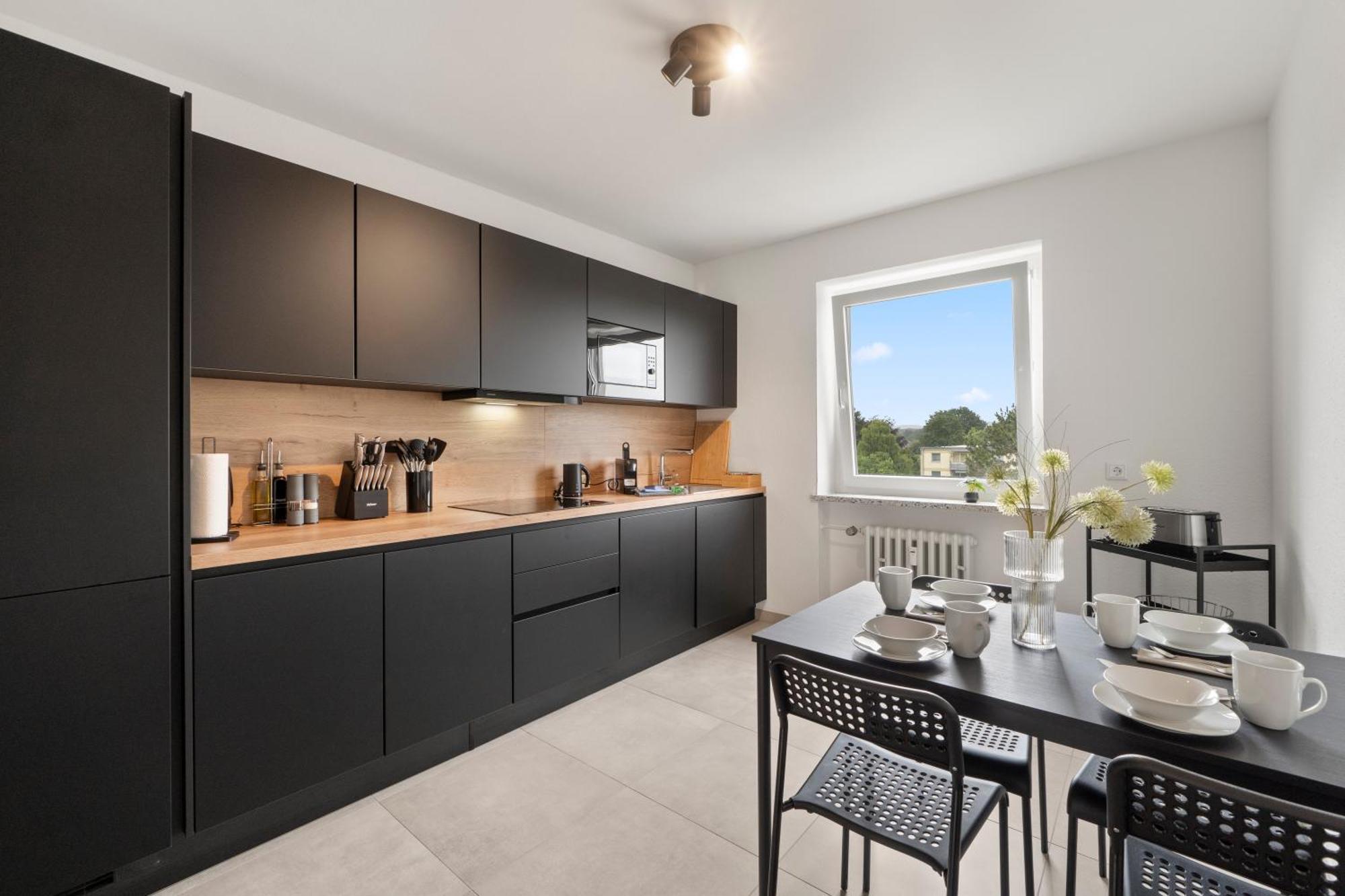 *Top* Moderne Wohnung - Naehe Koeln: Dom, Messe, Flughafen, Lanxess-Arena Bergisch Gladbach Eksteriør bilde