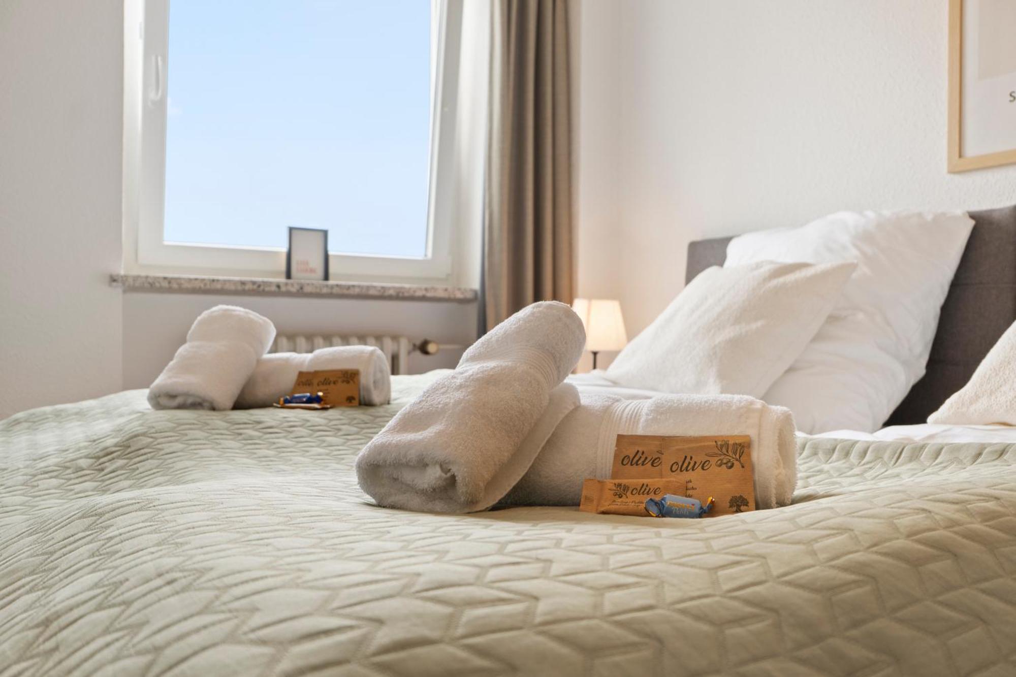 *Top* Moderne Wohnung - Naehe Koeln: Dom, Messe, Flughafen, Lanxess-Arena Bergisch Gladbach Eksteriør bilde
